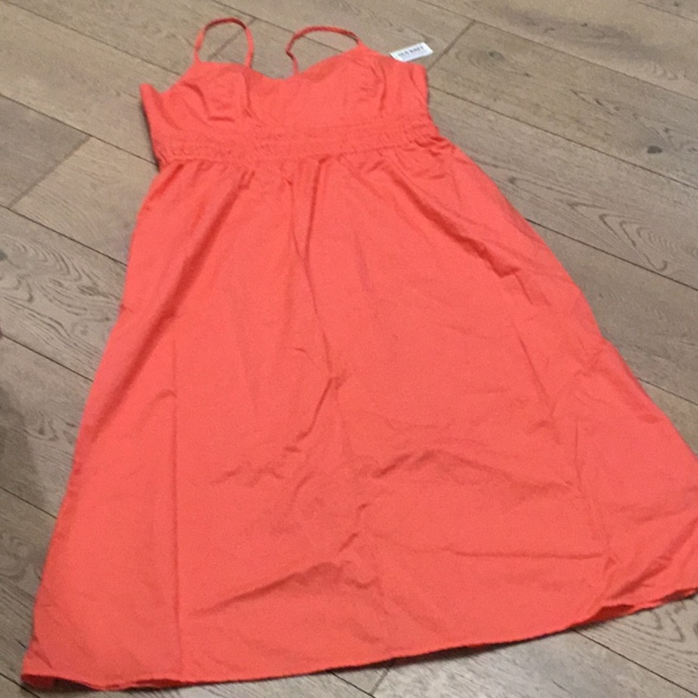 Woman’s Old Navy melon midi sundress. Large. Adjustable straps. NWT! Cute!